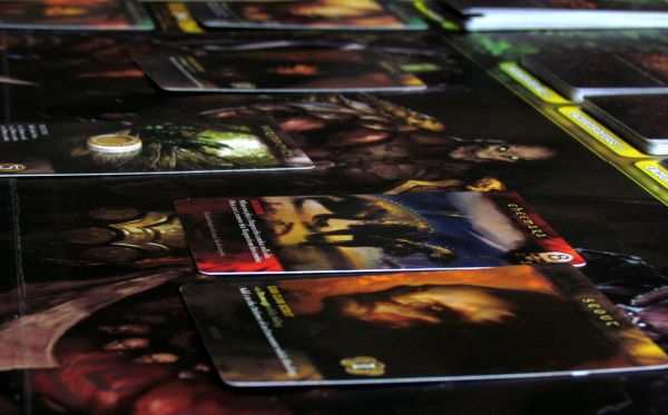 Foto: Recenze: 3012 - žraločí lidé, netopýří mužíčci a rozzuření jaguáři Foto: Recenze: 3012 - žraločí lidé, netopýří mužíčci a rozzuření jaguáři