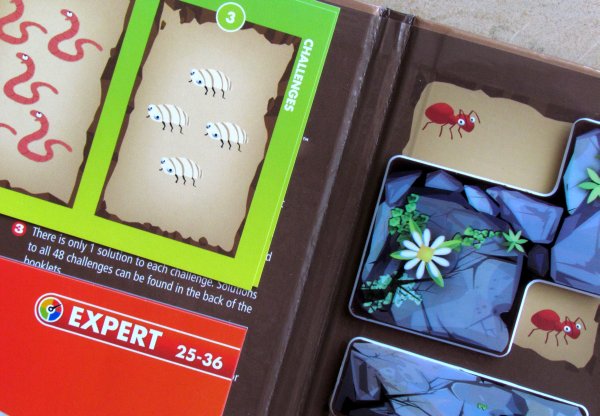 Board game review: Smart Games: Busy Bugs - puzzle is ready Board game review: Smart Games: Busy Bugs - puzzle is ready