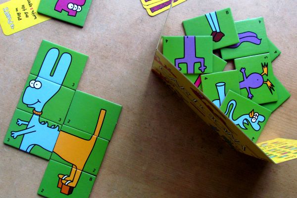 Board game review: Cartoona - game in progress Board game review: Cartoona - game in progress