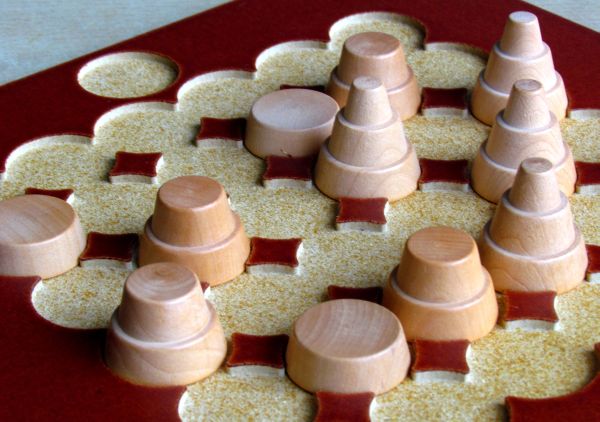 Board game review: Gyges - game in progress Board game review: Gyges - game in progress