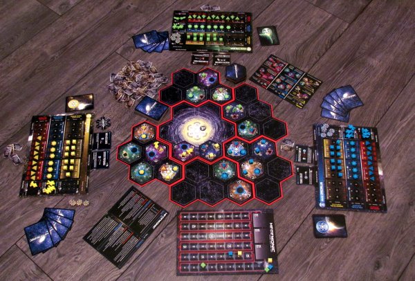 Foto: Recenze: Hegemonic - ve vesmíru BUDEME sami! Foto: Recenze: Hegemonic - ve vesmíru BUDEME sami!