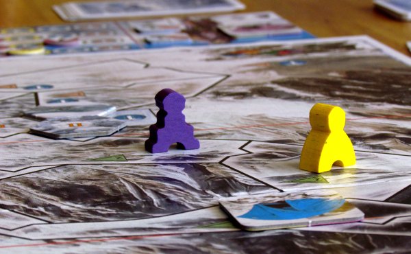 Board game review: Mount Everest - game in progress Board game review: Mount Everest - game in progress