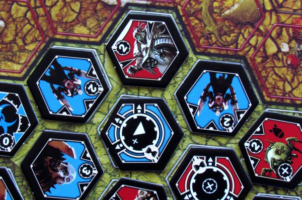 Board game review: Neuroshima Hex - game in progress Board game review: Neuroshima Hex - game in progress